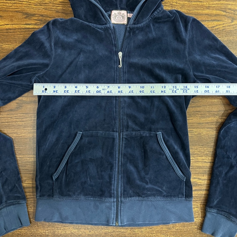 Y2K Juicy Couture women’s M Navy Velour Zip Hoodie EUC - Picture 7 of 14